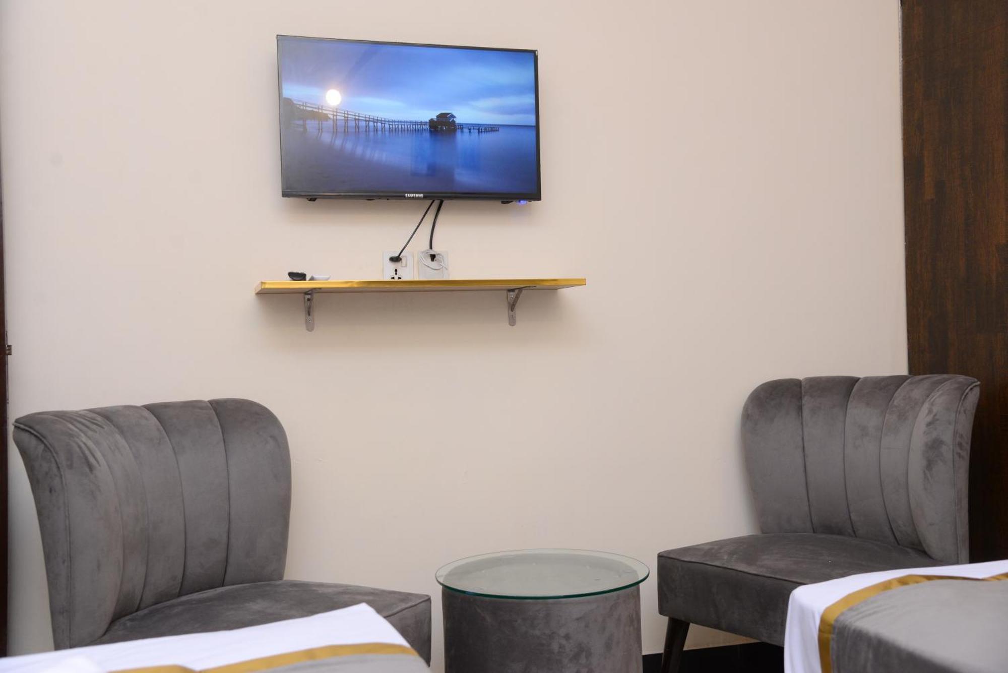 Go Room Hotel Lahore Eksteriør bilde